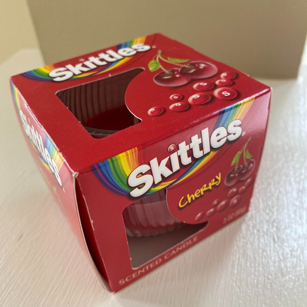 BRAND NEW IN BOX Skittles Scented Candle 3 oz Jar